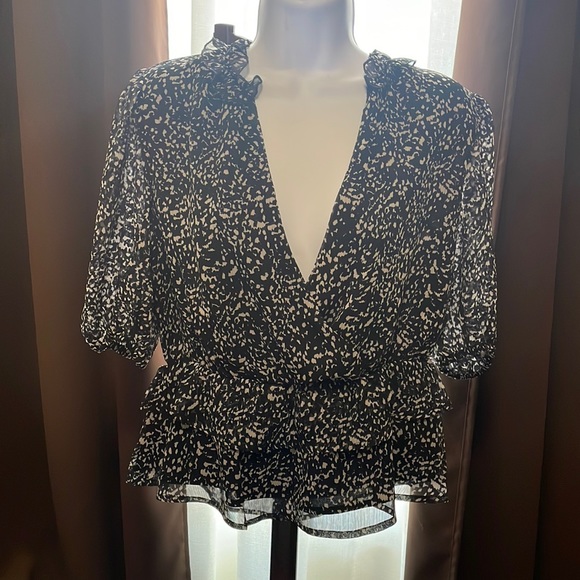 Express printed wrap front peplum top - Picture 1 of 4